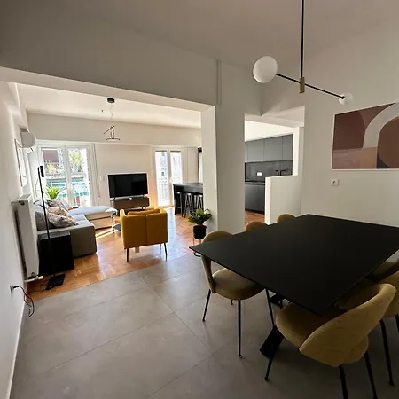 A18 Just Renovated 3bd Luxury