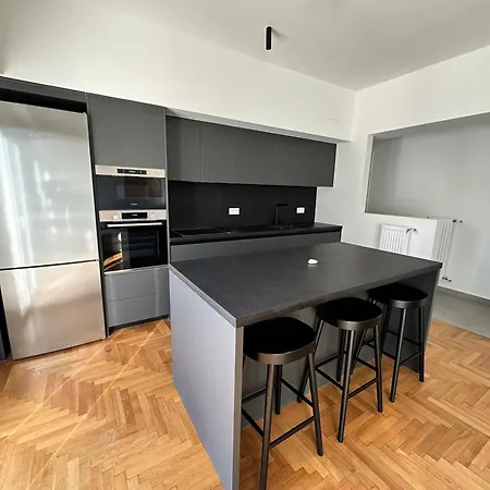 A18 Just Renovated 3bd Luxury *