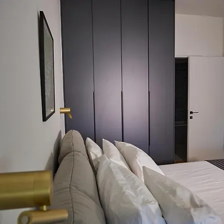 A18 Just Renovated 3bd Luxury *