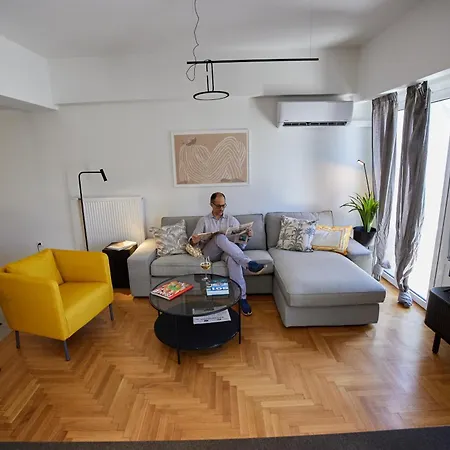 Apartment A18 Just Renovated 3bd Luxury *