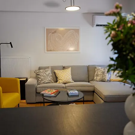 Apartment A18 Just Renovated 3bd Luxury Athens